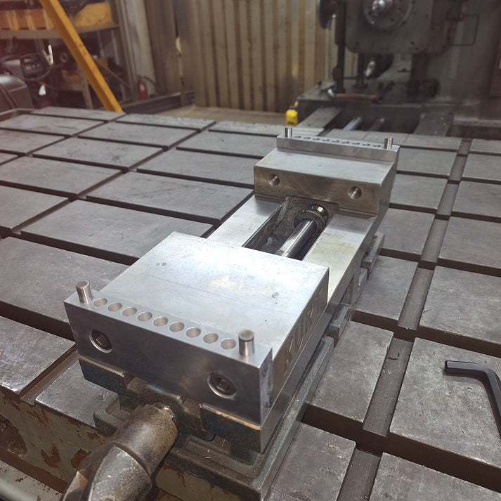 Topper Machine LLC Pin Jaws™ – Modular Vise Jaws for Odd & Complex Par